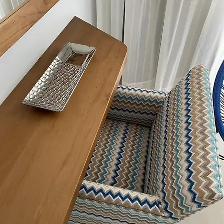 Marina Suites 6 *